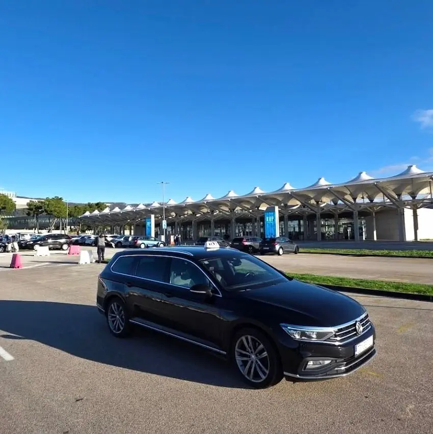 taxi biograd airport transfer car